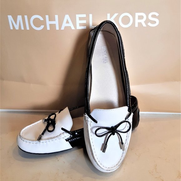 Michael KORS  black / white leather  moccasin - Picture 6 of 13